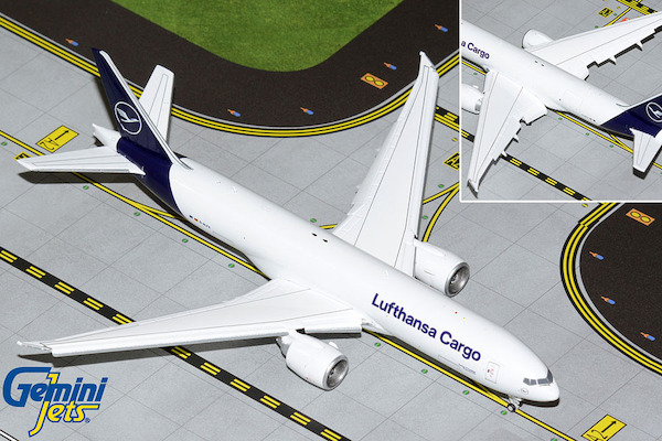 Boeing 777-200LRF Lufthansa Cargo D-ALFA flaps down  GJDLH2126F