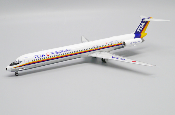 McDonnell Douglas MD81 TDA Toa Domestic Airlines JA8469  EW2M81003