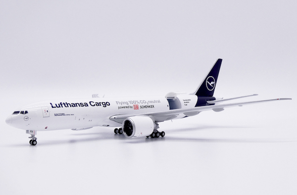 Boeing 777F Lufthansa Cargo "Sustainable Aviation Fuel" D-ALFG Interactive Series  XX40226C